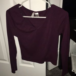 Burgundy v neck crop top